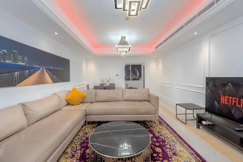 Sky High Lux 2 Bdr Dubai Marina Apartment